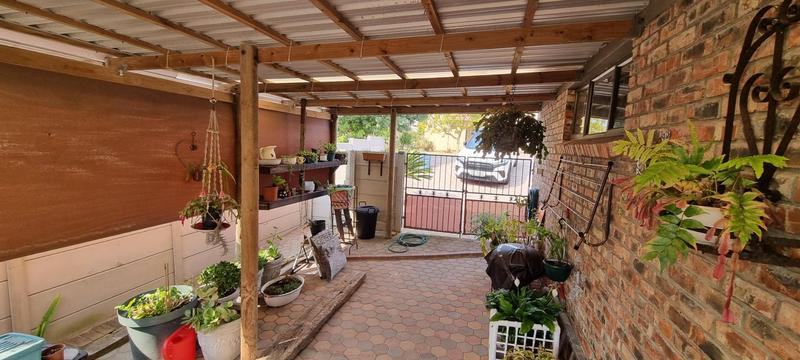 3 Bedroom Property for Sale in Fraaiuitsig Western Cape